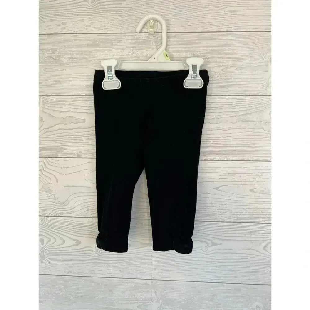 Jumping Beans long sleeve black & white floral top/black capris Size 2T